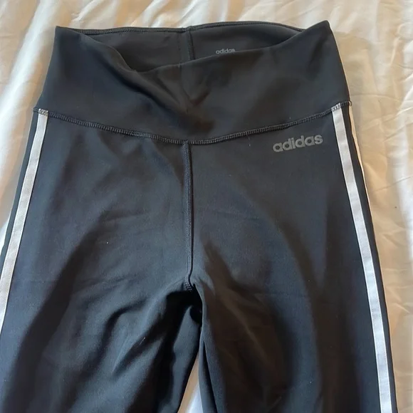 Climalite Adidas athletic capris - Picture 2 of 5